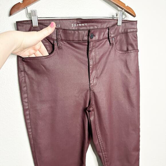 WHBM Curvy High Rise Burgundy Coated Skinny Pants‎ Jeans Women’s Size 12 - Picture 3 of 14